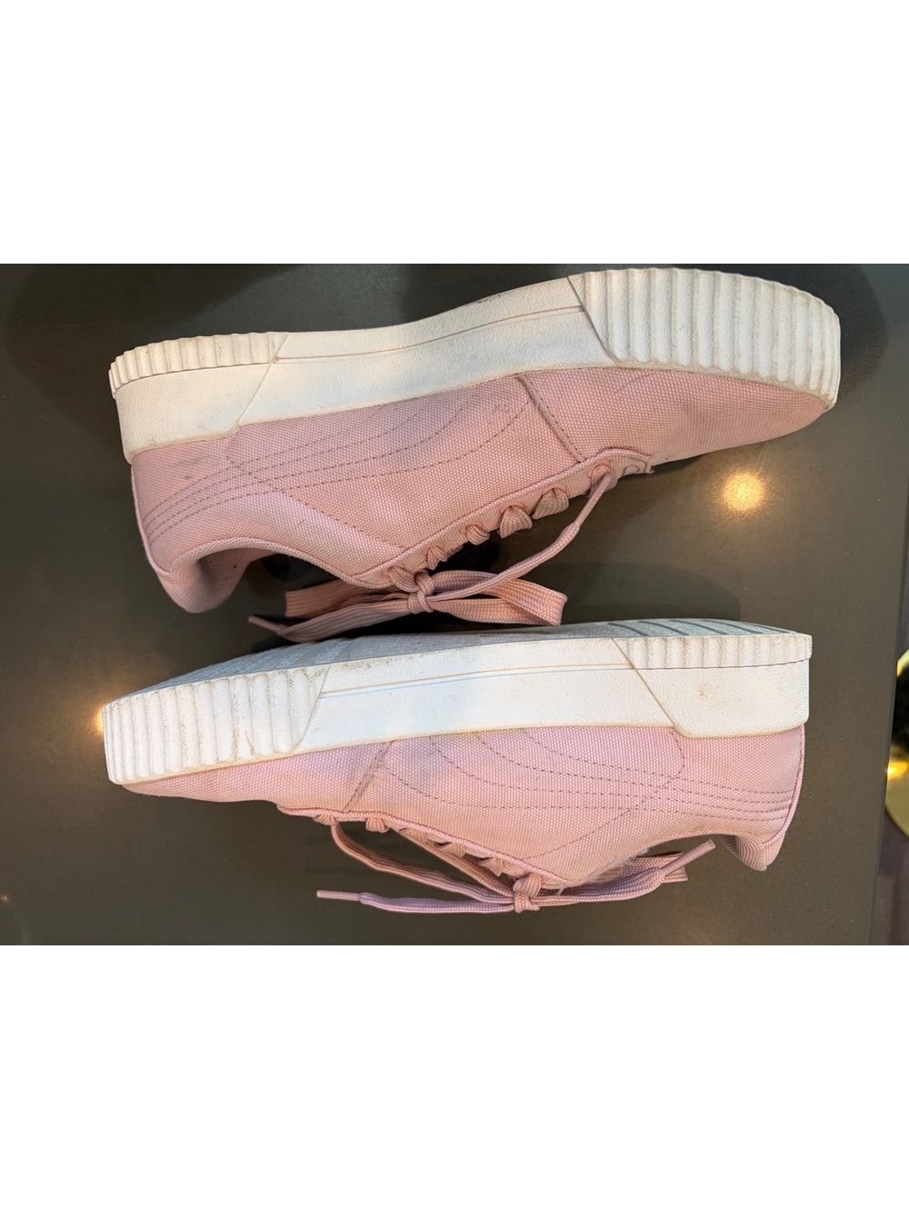 Puma Women's Pink Canvas Sneakers Size 8 - Picture 4 of 8